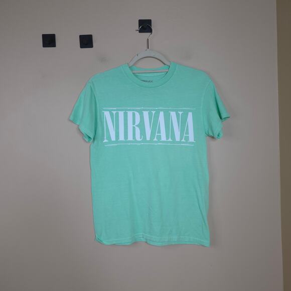 Nirvana Light Green Smiley Short Sleeve Crewneck Graphic Tee Size S - Picture 1 of 6